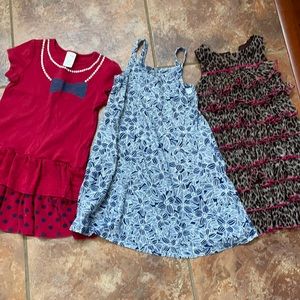 Girl dress bundle in size 4/5